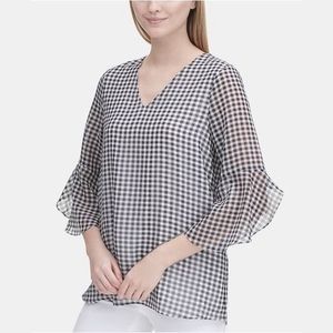 Gingham checkered top